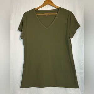 No Boundaries Women’s Classic Green Short Sleeve Tee size XXL 2XG (19)